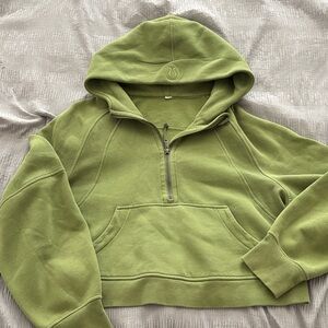 Lululemon cropped scuba